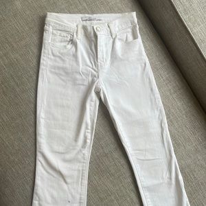 Jbrand jeans in great condition! So comfy and stretchy
